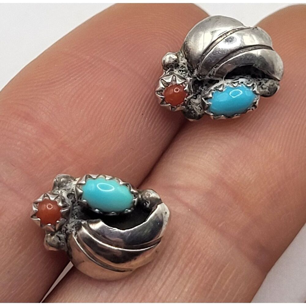 Native American Navajo Turquoise Stud Sterling Silver Earrings Coral 0.5in